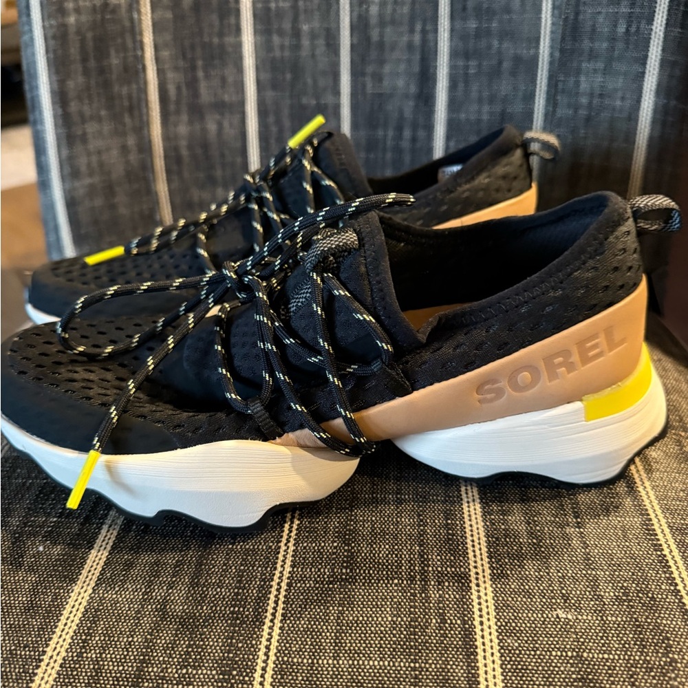 Sorel Women’s Sneakers - Picture 2 of 5